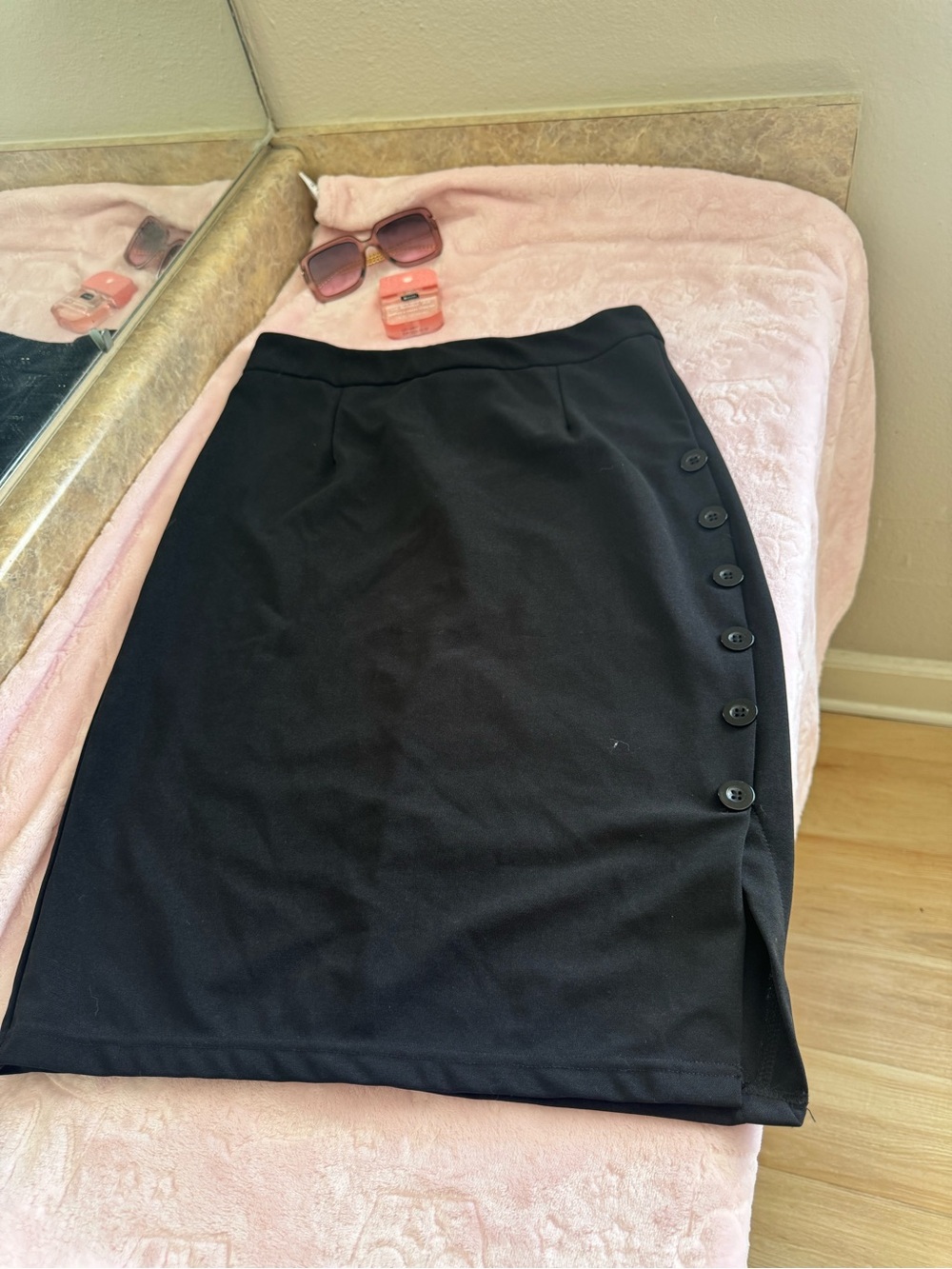 Black Button-Side Pencil Skirt